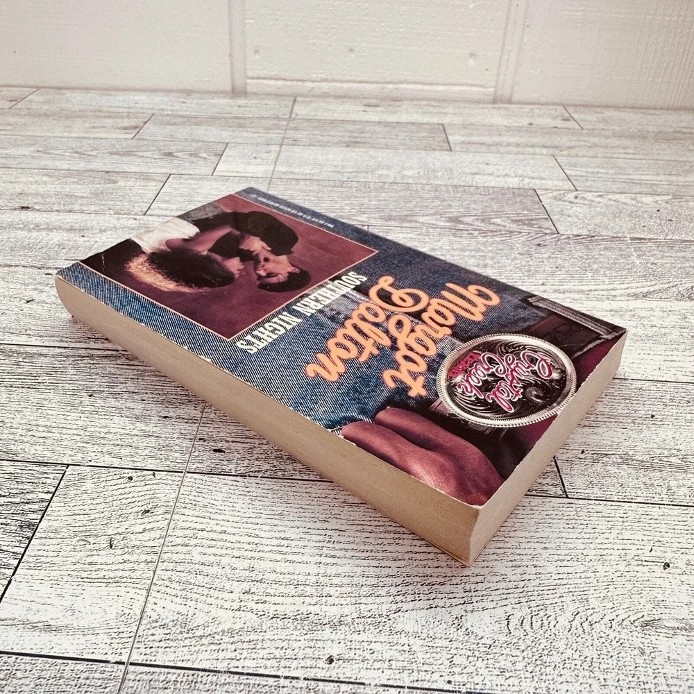 Southern Nights Margot Dalton 1994 Paperback Crystal‎ Creek Romance Novel